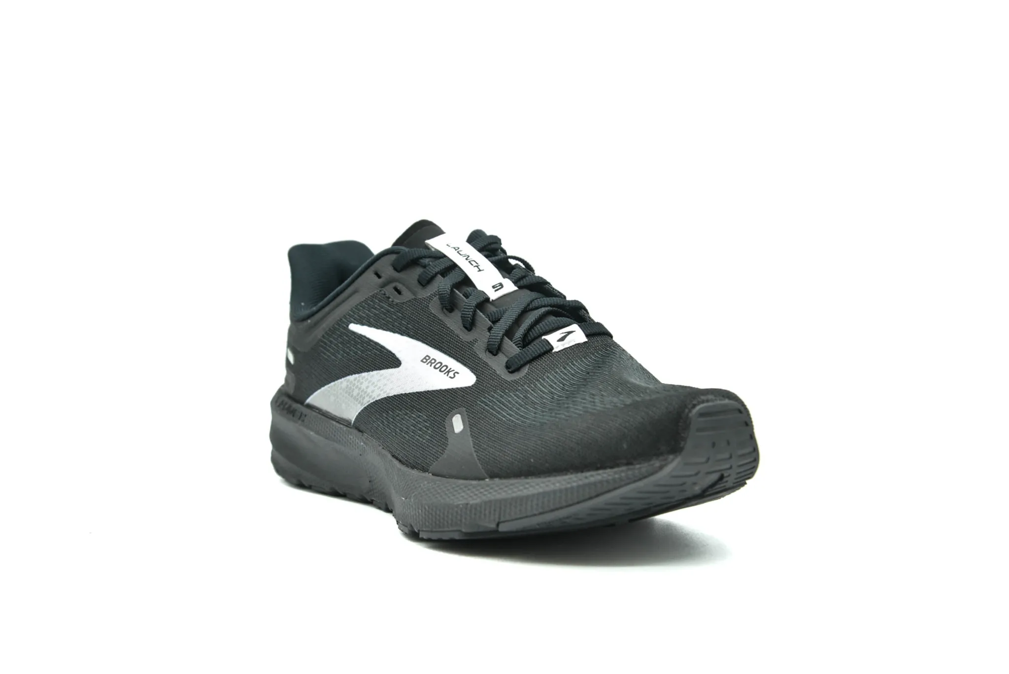 Athletic|BROOKS Launch BLACK