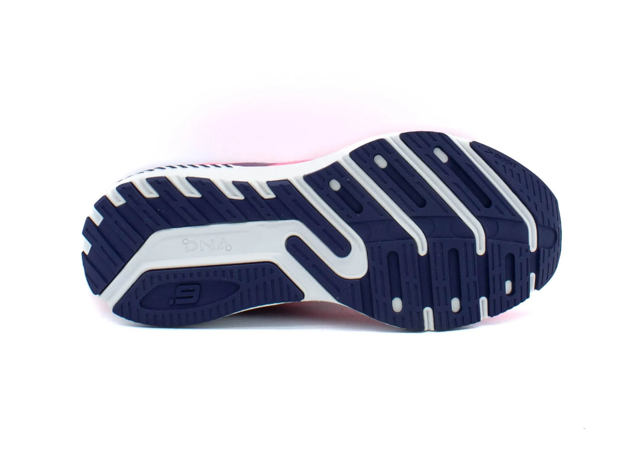 Athletic|BROOKS Launch GTS PINK
