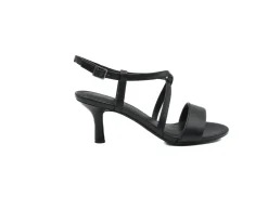 Dress|Dress|CLARKS Amali Buckle BLACK