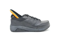 Athletic|NEW BALANCE v BLK