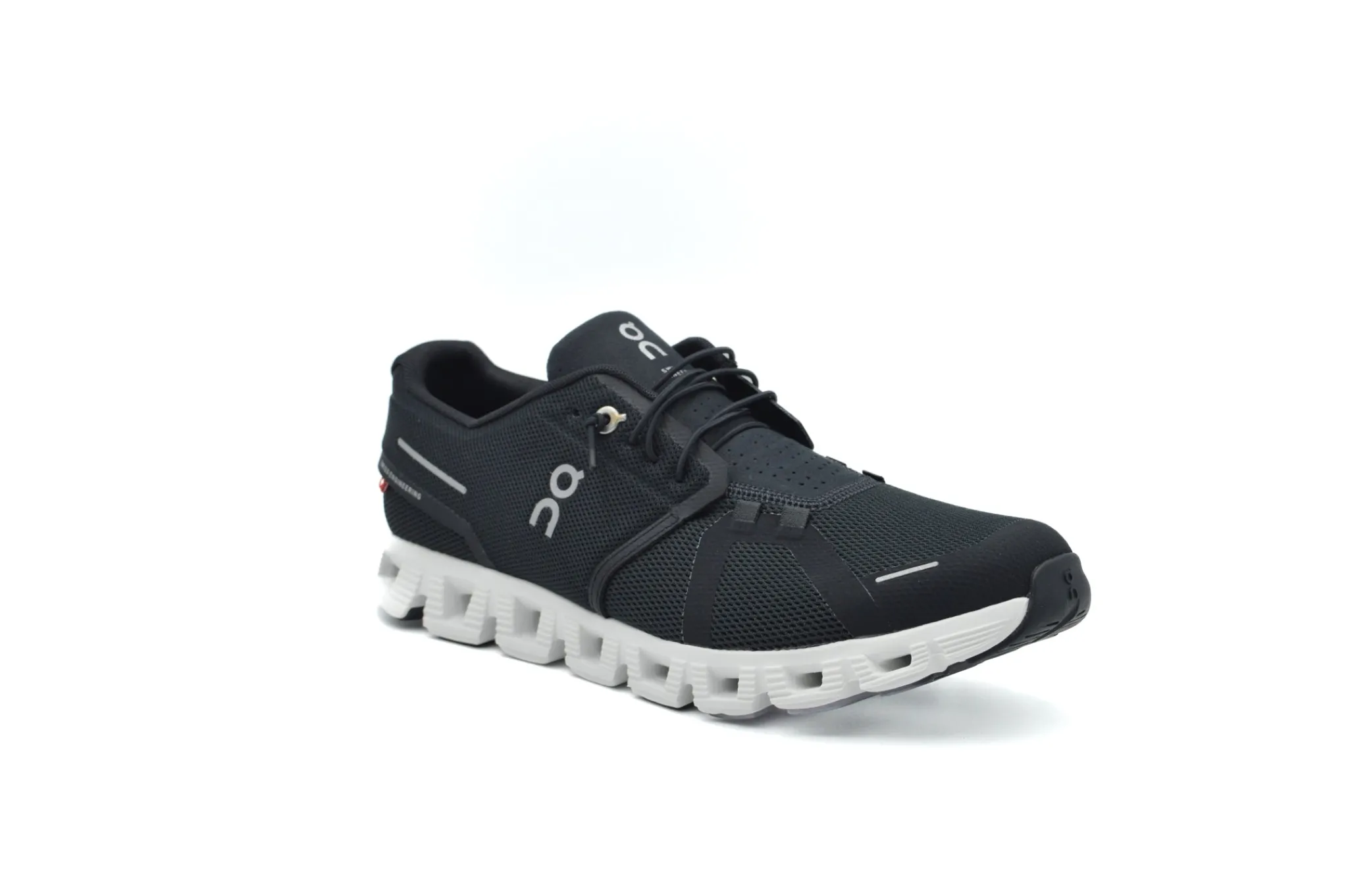 Athletic|ON Cloud BKWHT