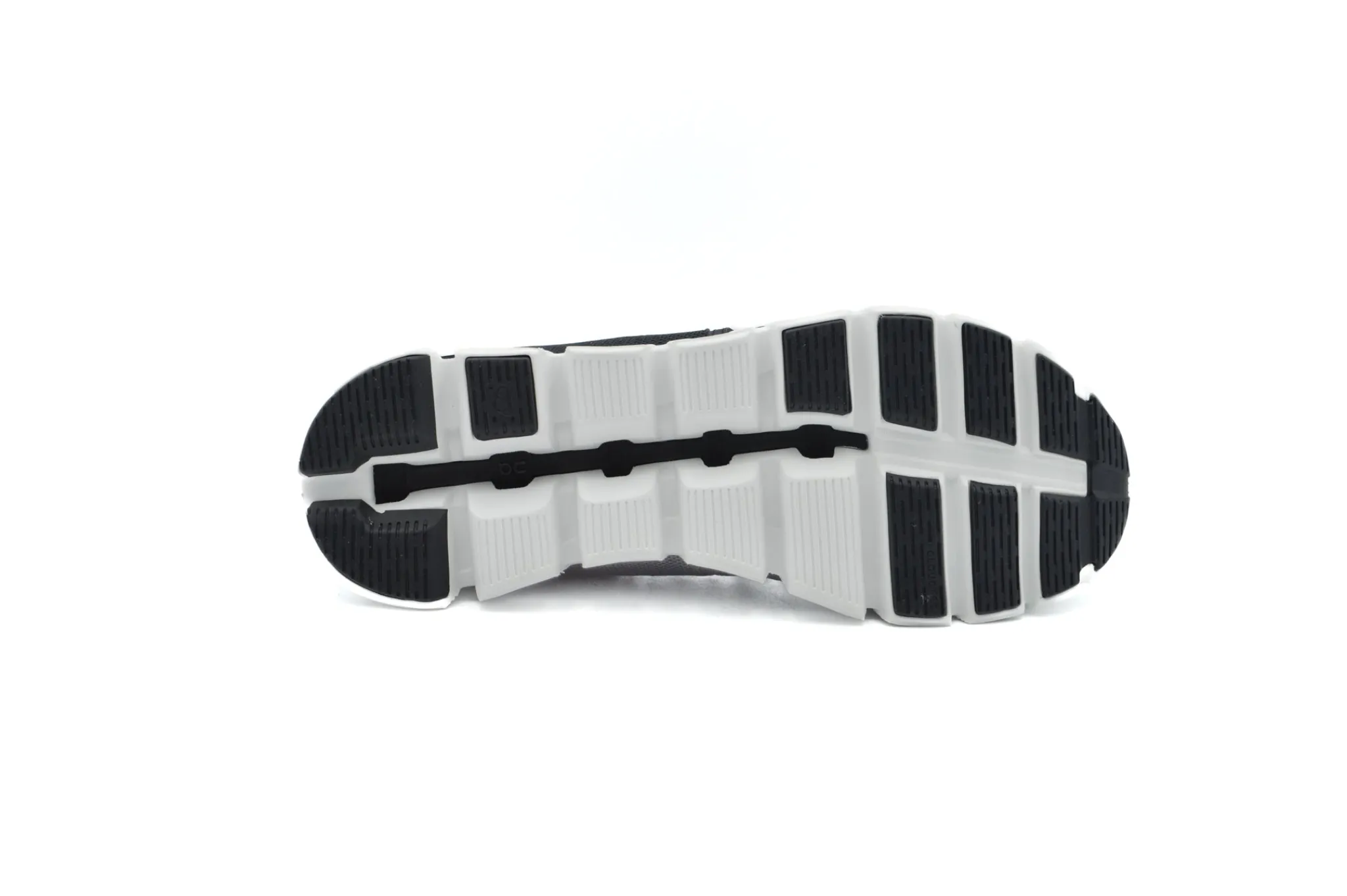 Athletic|ON Cloud BKWHT